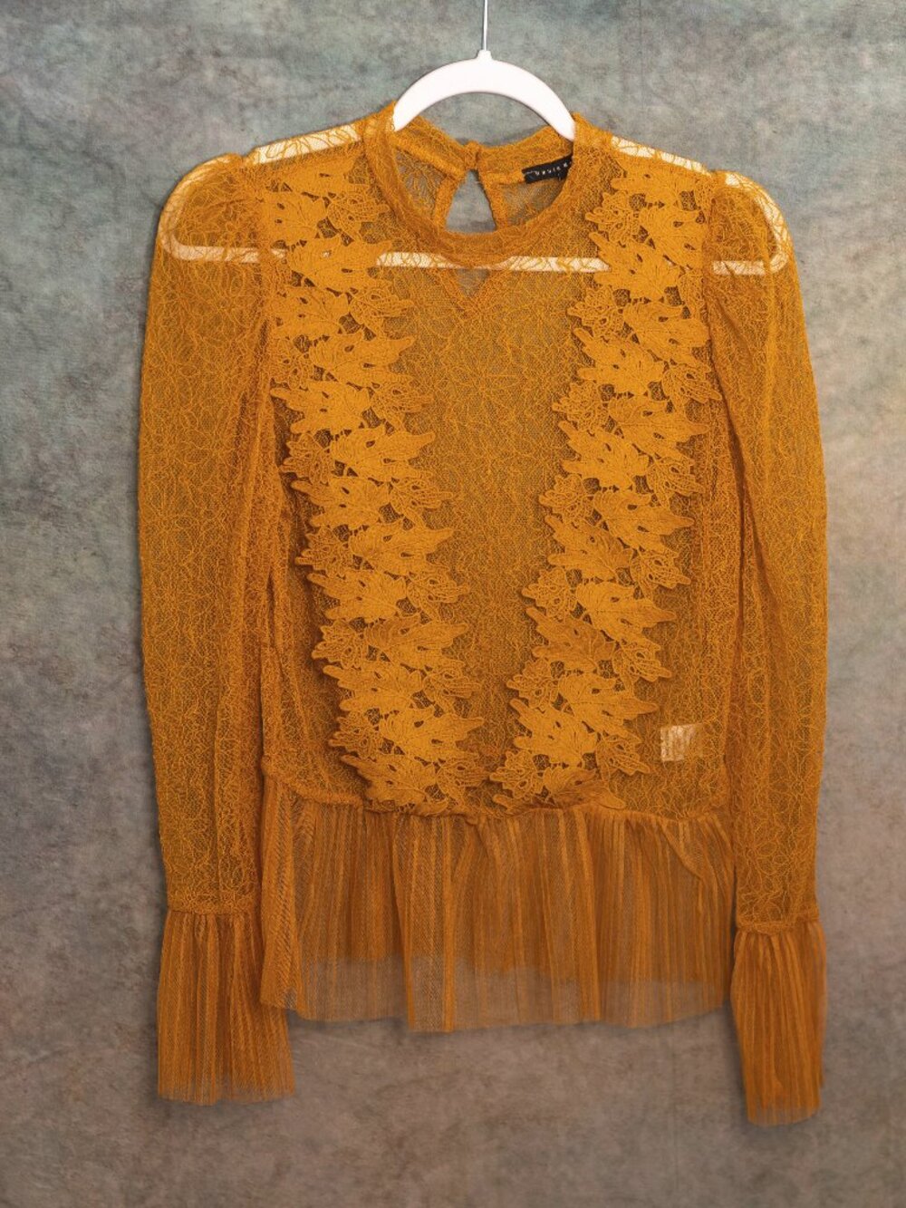 Haute Monde Sheer Lace Keyhole Mustard/Gold Blouse - Large